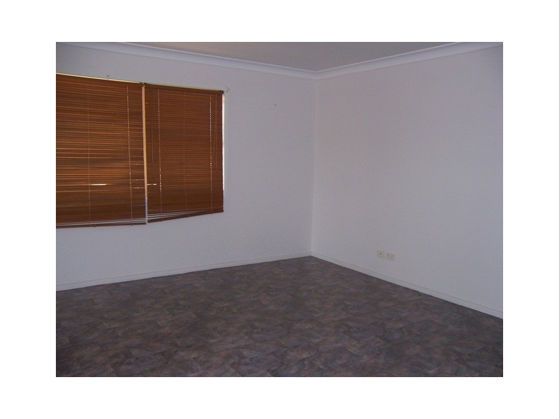 3 Chalmers Crescent, Emerald QLD 4720