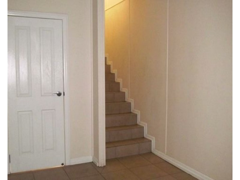 10 Windmill Lane, Emerald QLD 4720