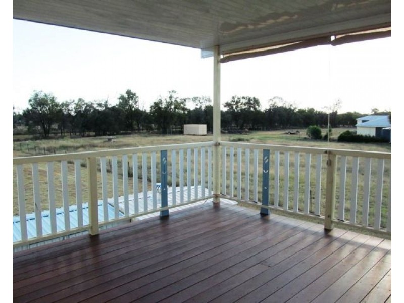 10 Windmill Lane, Emerald QLD 4720