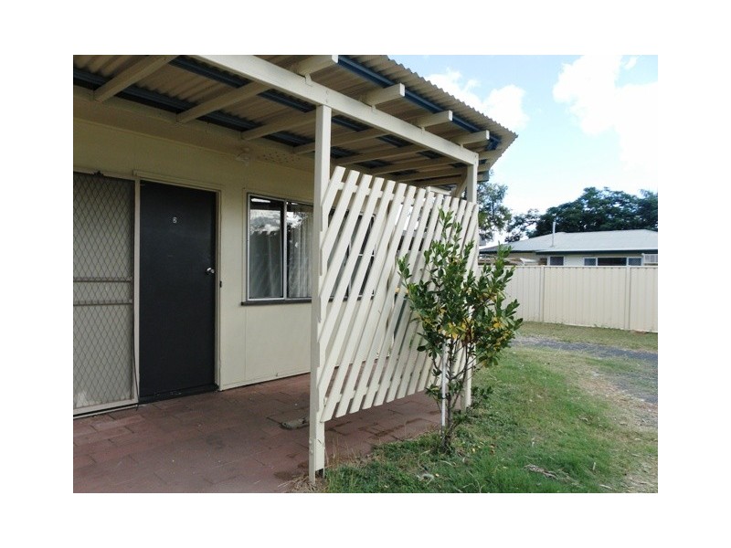 2/24 Old Airport Drive, Emerald QLD 4720