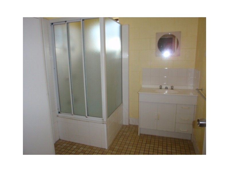 3 Roseanne Road, Emerald QLD 4720