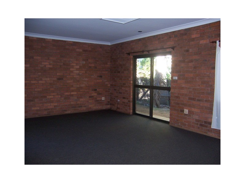 26 Martin Place, Emerald QLD 4720
