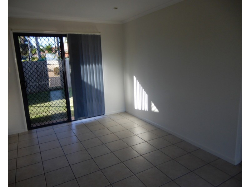 6 Coombs Court, Emerald QLD 4720