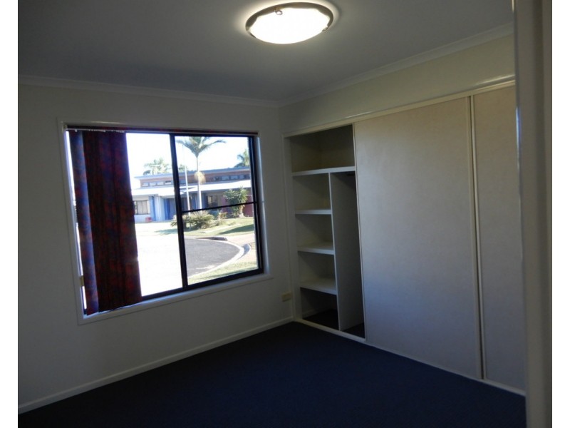 6 Coombs Court, Emerald QLD 4720