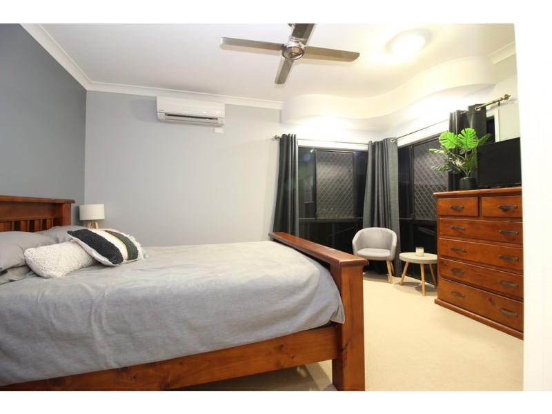 28 Jeppesen Drive, Emerald QLD 4720