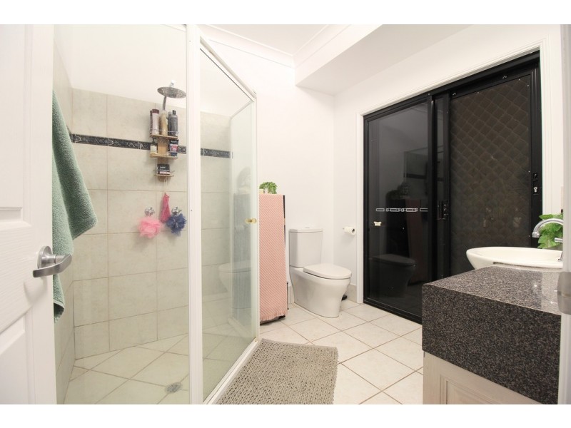 28 Jeppesen Drive, Emerald QLD 4720