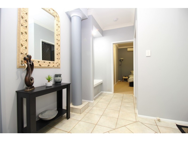 28 Jeppesen Drive, Emerald QLD 4720