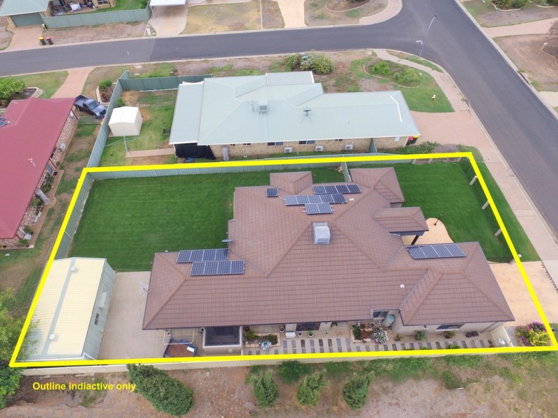 28 Jeppesen Drive, Emerald QLD 4720
