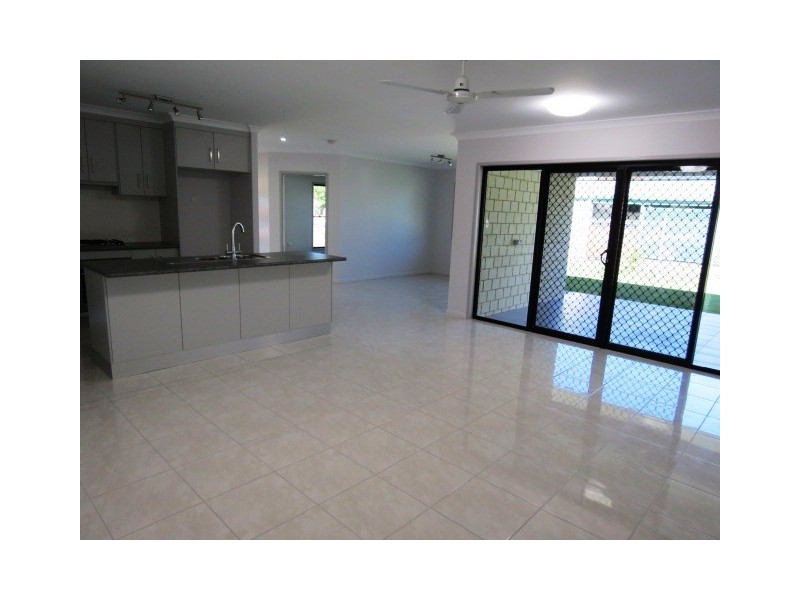 64 Burns Street, Capella QLD 4723