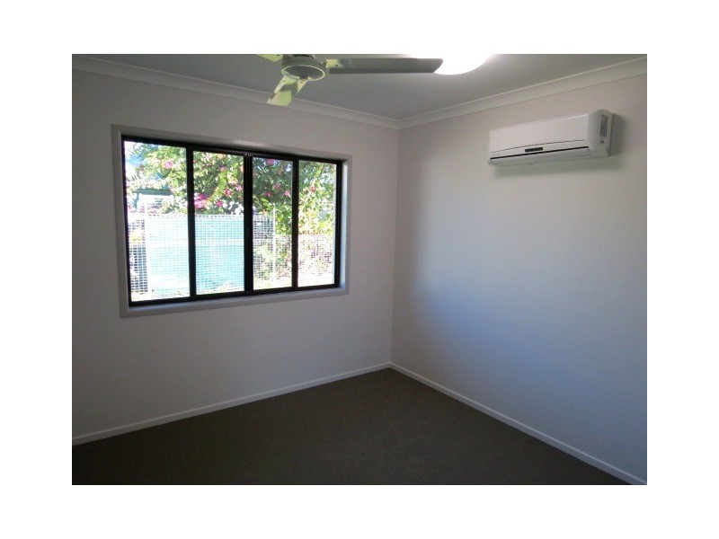 64 Burns Street, Capella QLD 4723
