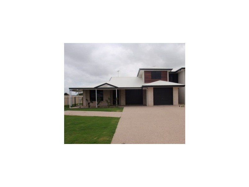 1/38 Long Street, Emerald QLD 4720