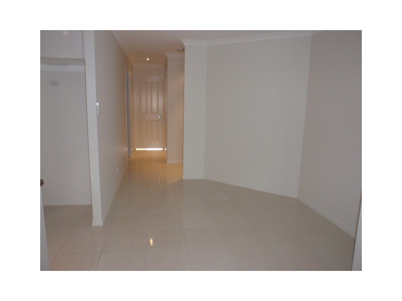 1/38 Long Street, Emerald QLD 4720