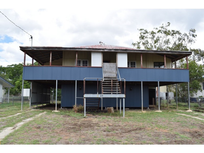 24 Moran Street, Capella QLD 4723
