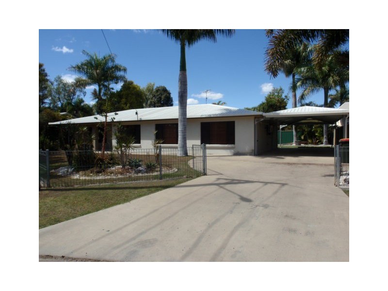 5  Butler Place, Emerald QLD 4720