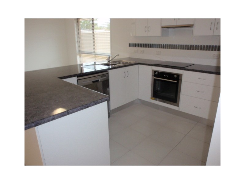 36 Moriarty Street, Emerald QLD 4720