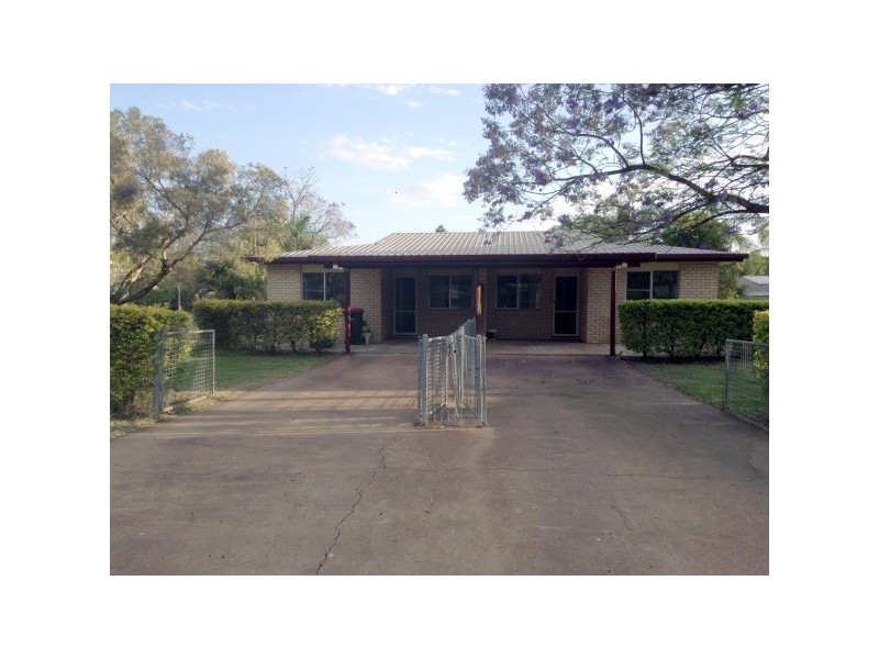 1/8 COPLAND STREET, Emerald QLD 4720