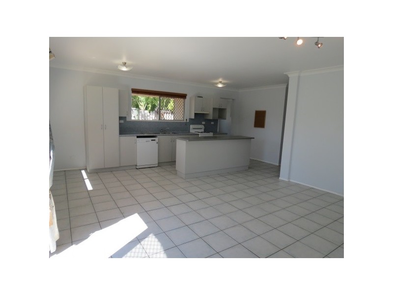1/105 Opal Street, Emerald QLD 4720