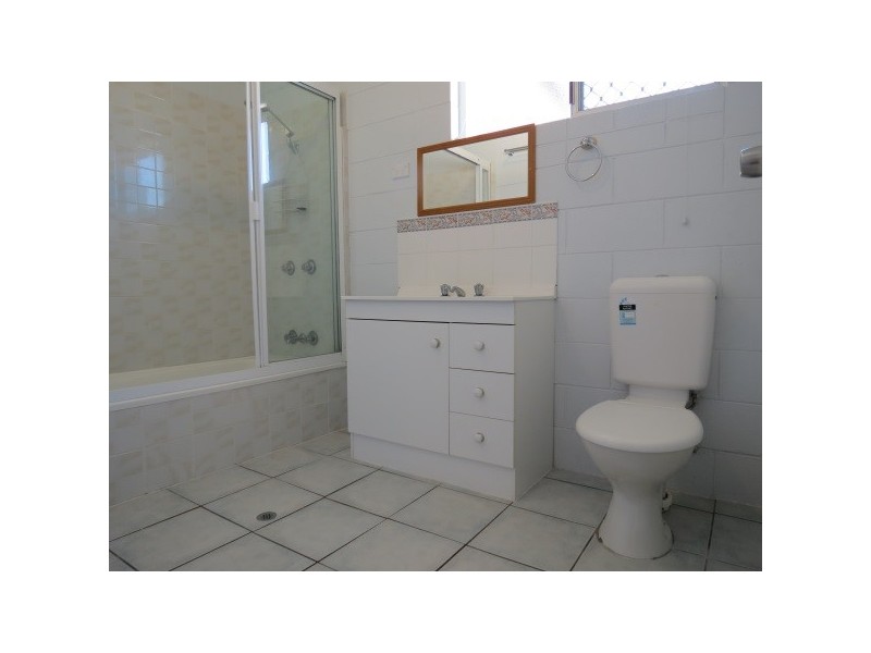1/105 Opal Street, Emerald QLD 4720