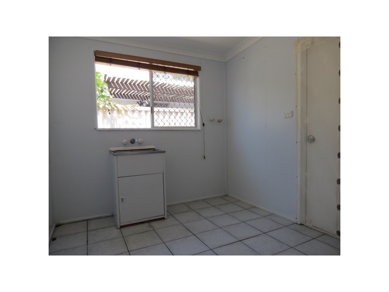 1/105 Opal Street, Emerald QLD 4720