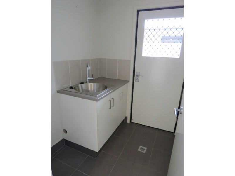 1/6 Desgrand Street, Emerald QLD 4720