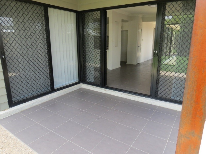 1/6 Desgrand Street, Emerald QLD 4720