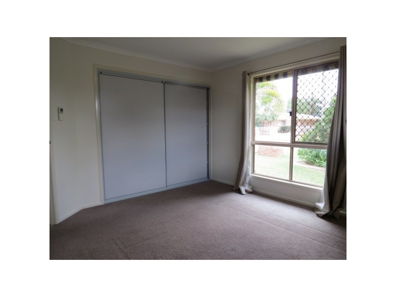 53 Staal Crescent, Emerald QLD 4720