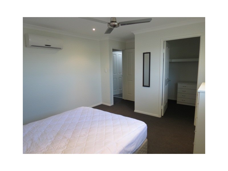 2/38 LONG STREET, Emerald QLD 4720