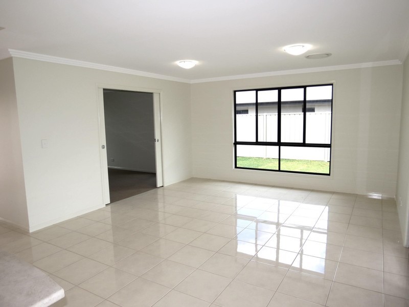 5 Ascot Court, Emerald QLD 4720