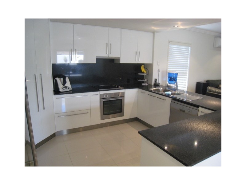 5A Morgan Place, Emerald QLD 4720