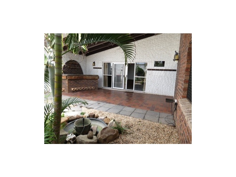 89 Harris Street, Emerald QLD 4720