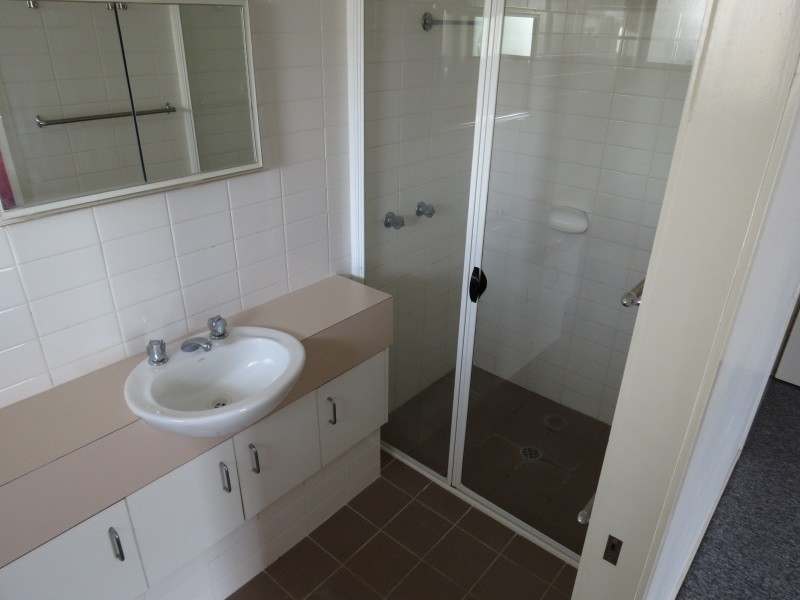 31 Crinum Cres, Emerald QLD 4720