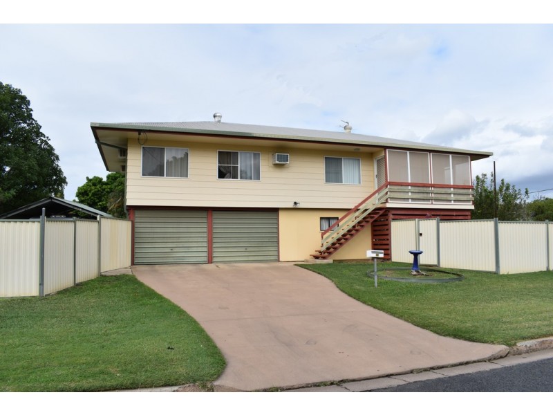 11 Alamein Drive, Emerald QLD 4720