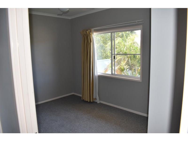 11 Alamein Drive, Emerald QLD 4720