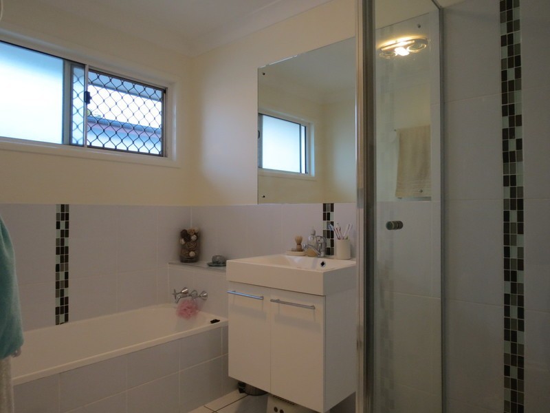 87 OPAL STREET, Emerald QLD 4720