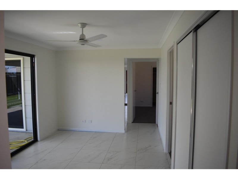 7 Costello Court, Emerald QLD 4720