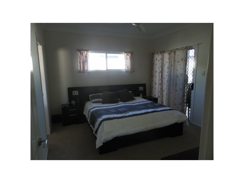 6 Saville Street, Emerald QLD 4720