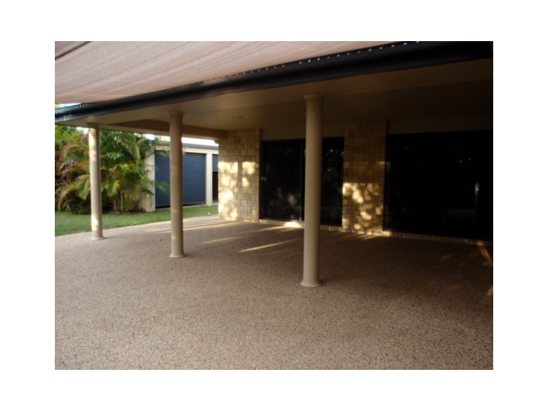 5  Coombs Court, Emerald QLD 4720