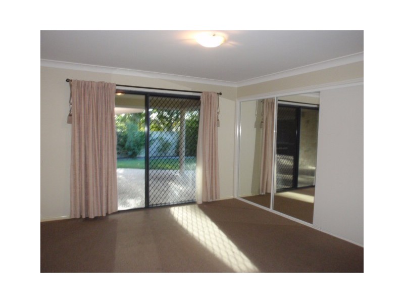 5  Coombs Court, Emerald QLD 4720