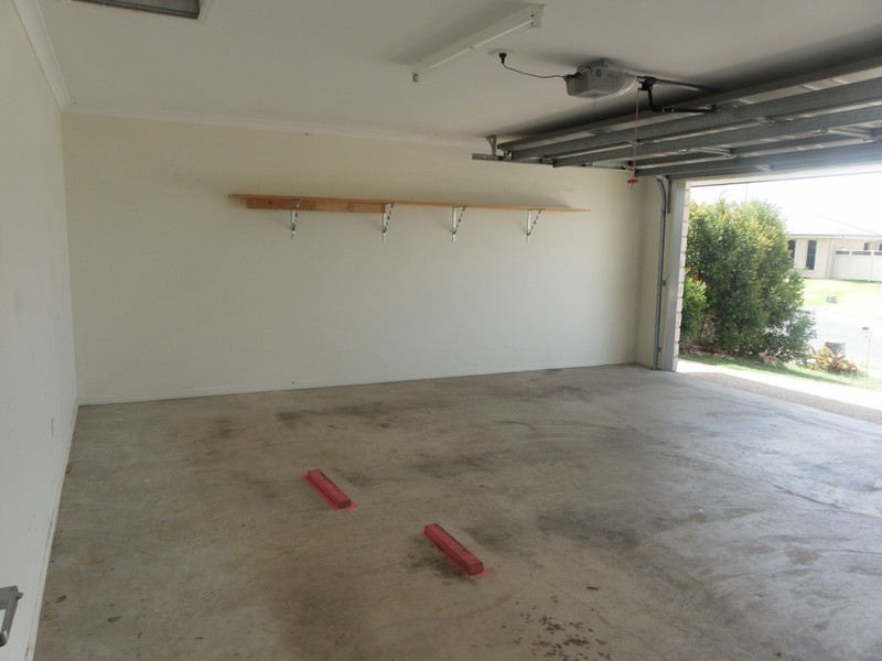 3 WRIGHT STREET, Emerald QLD 4720