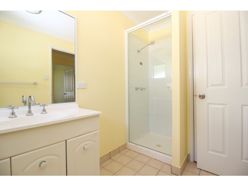 3/87 Roberts Street, Emerald QLD 4720
