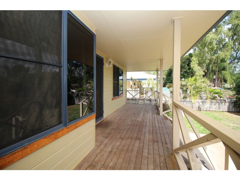 3/87 Roberts Street, Emerald QLD 4720