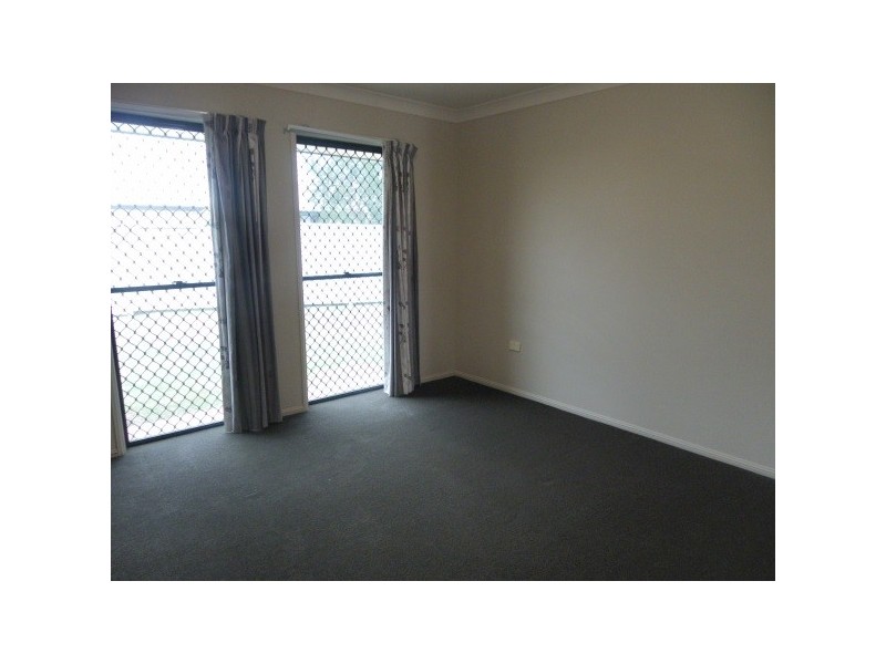 23 Mayfair Drive, Emerald QLD 4720