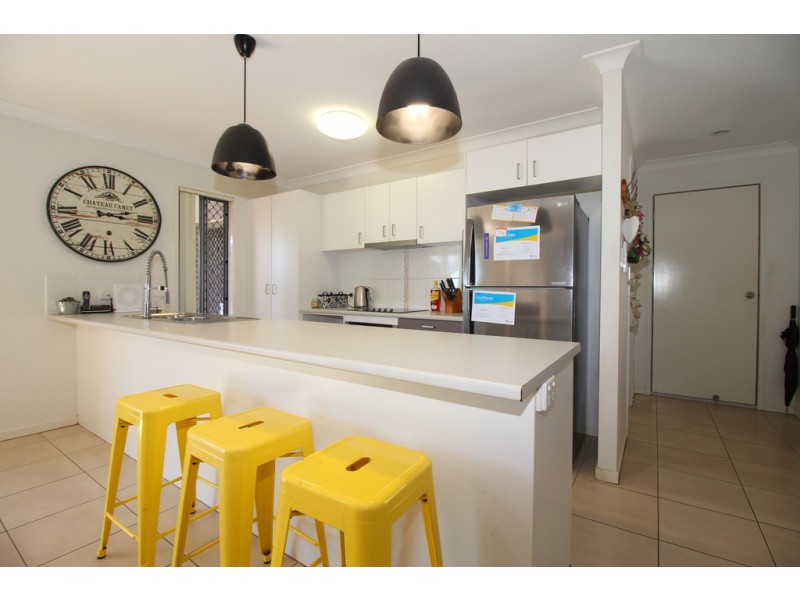 5 Hillcrest Street, Emerald QLD 4720
