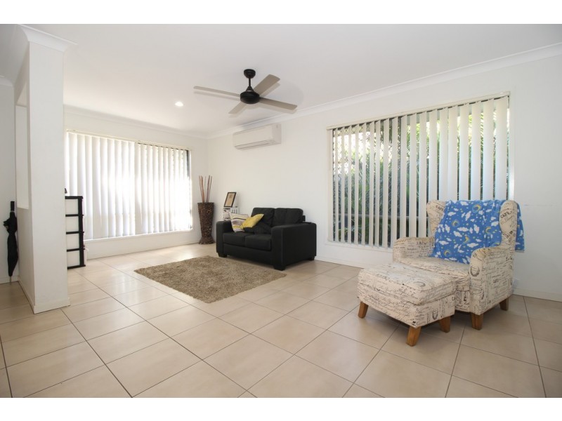 5 Hillcrest Street, Emerald QLD 4720