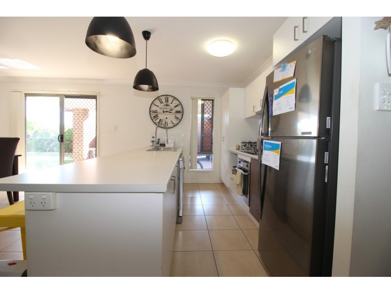 5 Hillcrest Street, Emerald QLD 4720