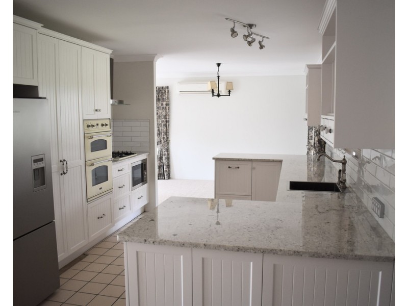 45 Bridgeman, Emerald QLD 4720