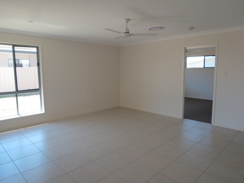 21 Thornton Street, Emerald QLD 4720