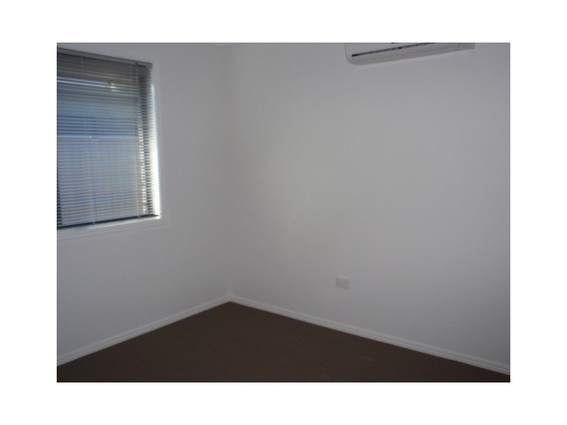 18 Moriarty Street, Emerald QLD 4720