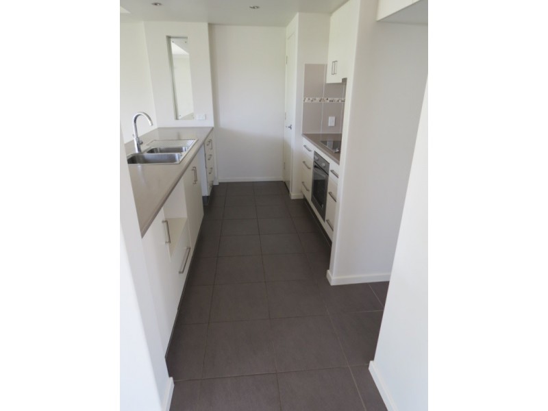 1/6 Desgrand Street, Emerald QLD 4720