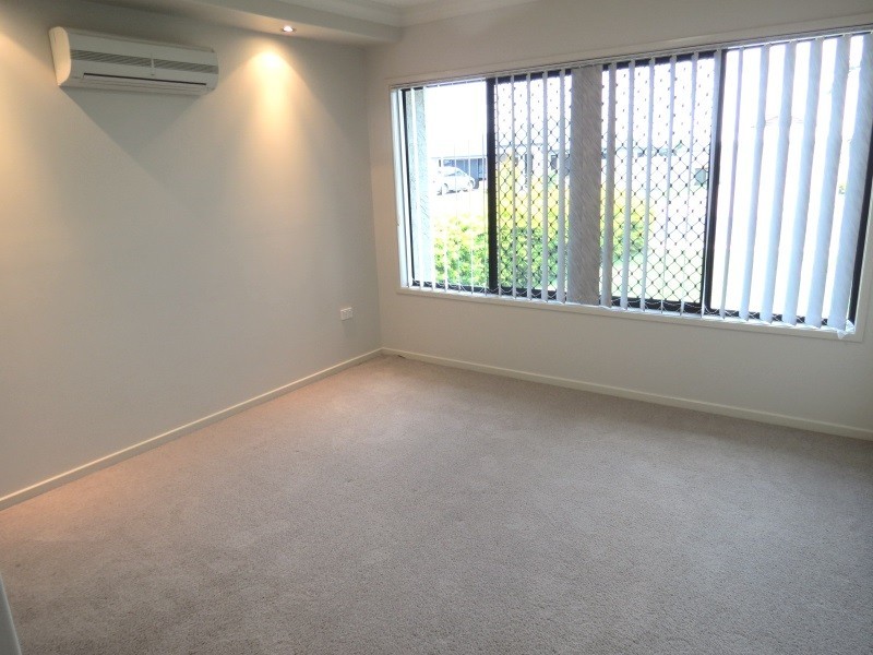 1/6 Desgrand Street, Emerald QLD 4720